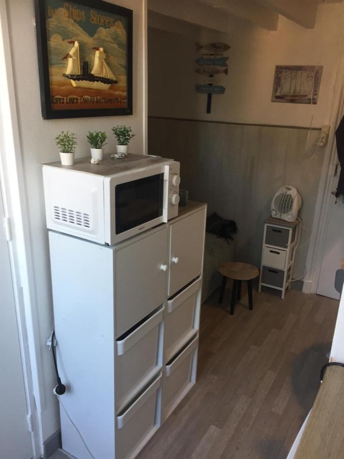 얼트 Studette Tiny House De L Eglise 12 M2 아파트 외부 사진